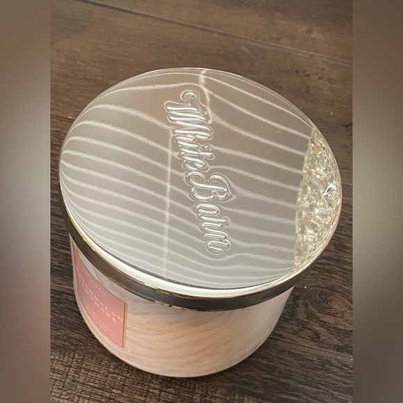 Bath & Body Works White Barn Watermelon Lemonade  3 Wick Candle - Picture 5 of 8